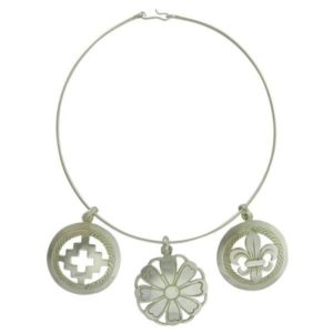 Gargantilla Con Dijes