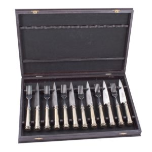 Juego De Tenedores y Cuchillos